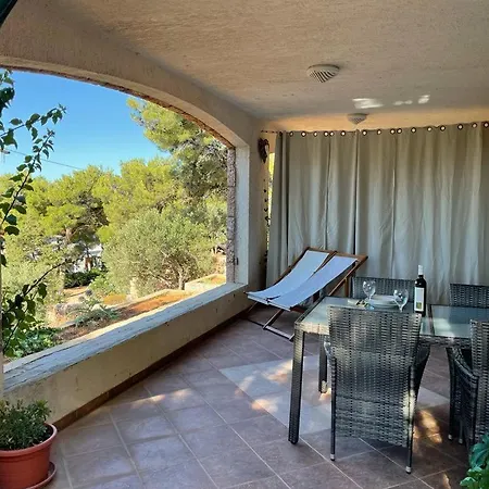 Vrankovic Sveta Nedelja (Hvar)