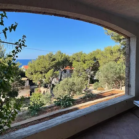 Vrankovic Sveta Nedelja (Hvar)
